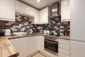 Photo 11- click for photo gallery